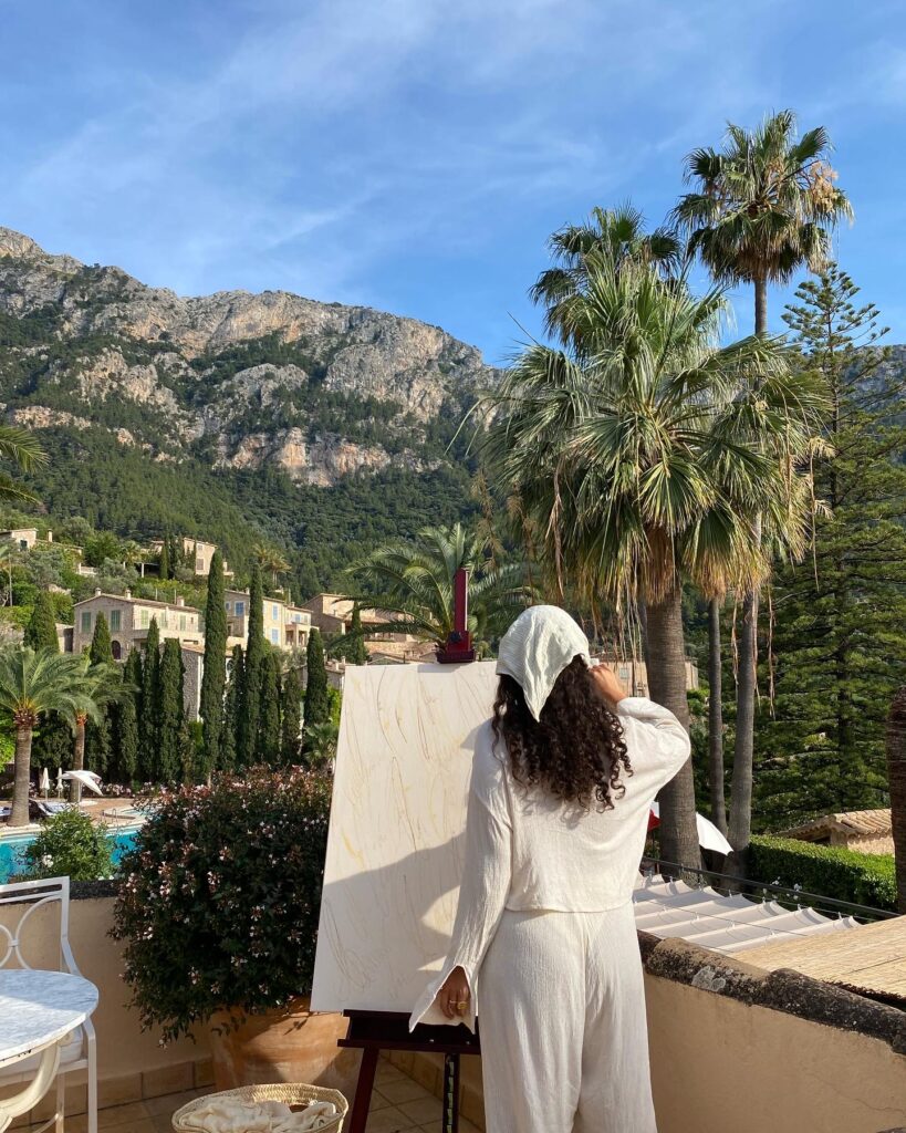 mediterranean muse fulya cerik drawing italy